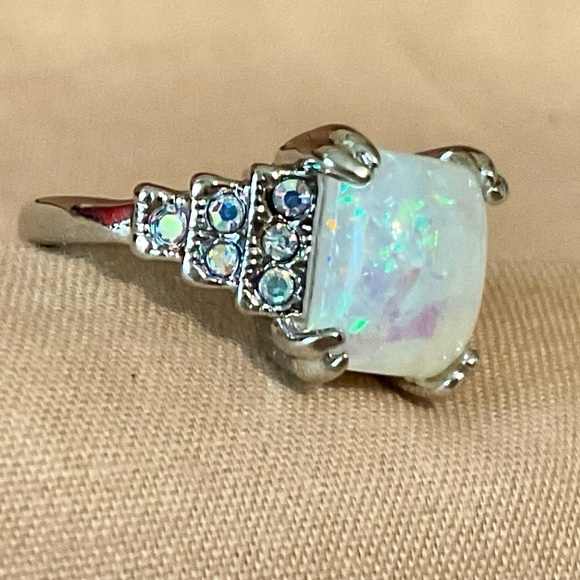 Synthetic Fire Opal Ring, size 7 BN - Picture 3 of 4
